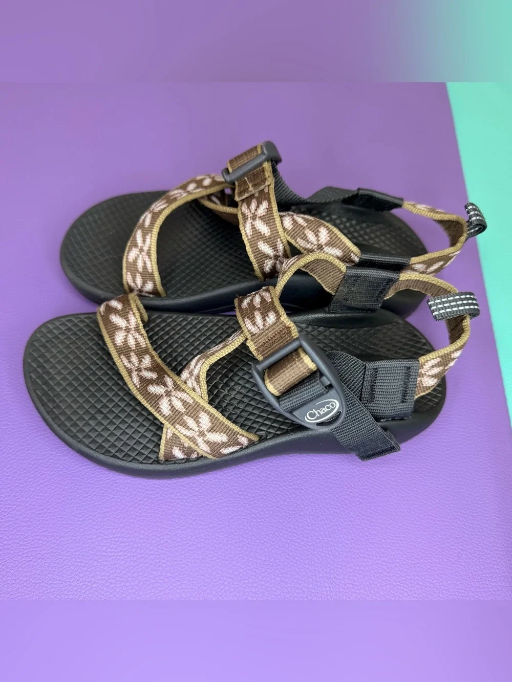 Chaco Z1 Girl's Brown Cream Floral Sandals Size 13